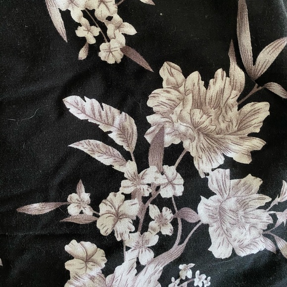 Black flower cardigan - Picture 5 of 5